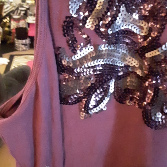 Top - Picture 3 of 3